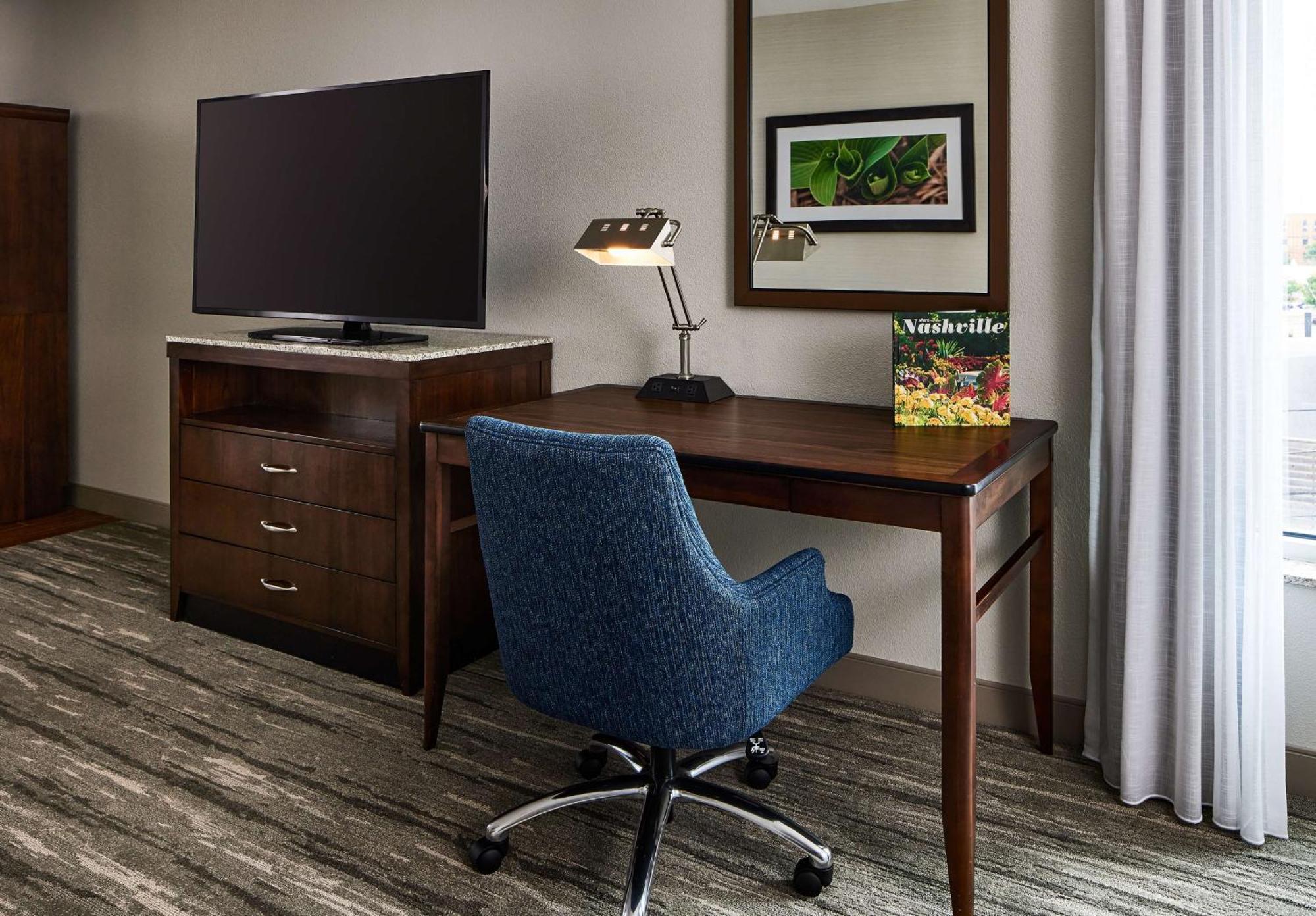 Hilton Garden Inn Nashville Downtown Convention Center Ngoại thất bức ảnh